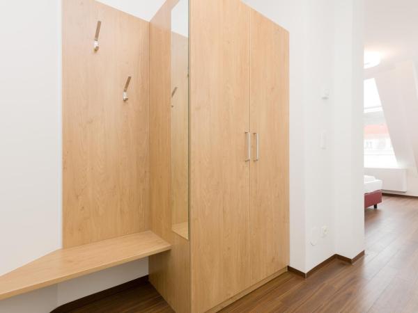 Vienna Stay Apartments or Rooms 1050 : photo 5 de la chambre chambre double supérieure