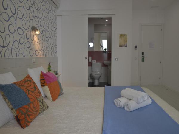 Hostal Madrid Star : photo 6 de la chambre chambre lit king-size ou lits jumeaux supérieure
