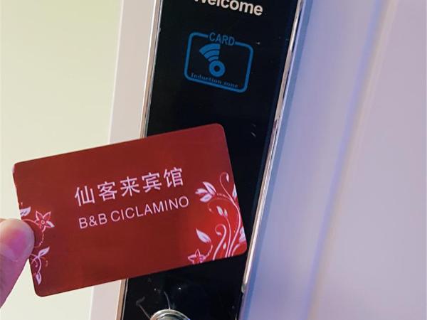 Ciclamino Siracusa : photo 4 de la chambre chambre familiale deluxe