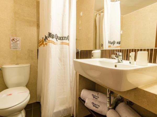Queen Olga Hotel : photo 9 de la chambre chambre double ou lits jumeaux avec balcon