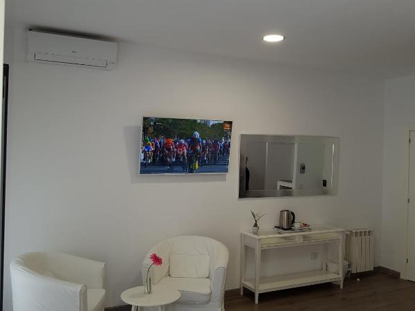 Hostal Madrid Star : photo 1 de la chambre suite standard