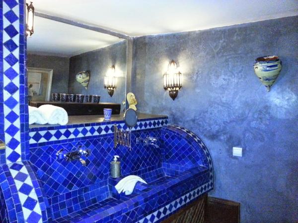 Les Bains de Fez Tara : photo 8 de la chambre chambre double familiale