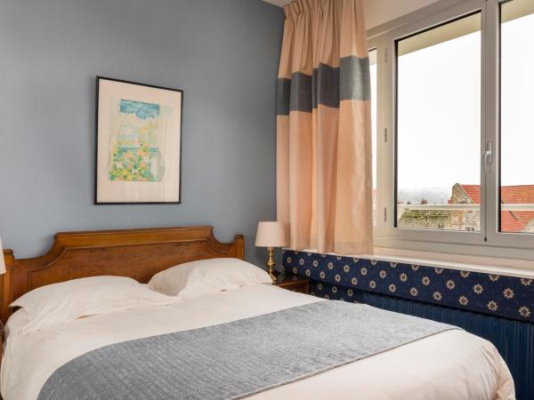 Hotel Aguado : photo 4 de la chambre chambre double – vue sur ville