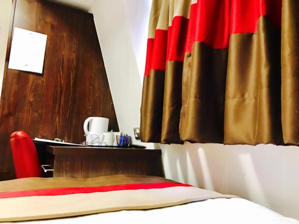 Royal Cambridge Hotel : photo 2 de la chambre chambre simple Économique avec salle de bains privative séparée