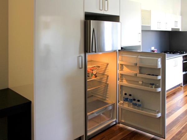 Essence Apartments Chermside : photo 5 de la chambre studio lit king-size