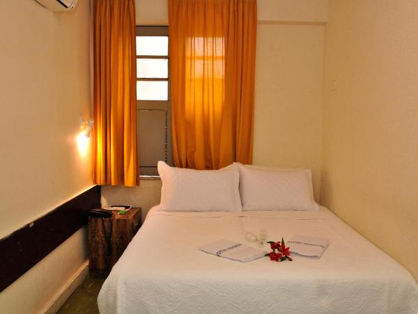 Hotel Plaza Riazor : photo 1 de la chambre chambre double