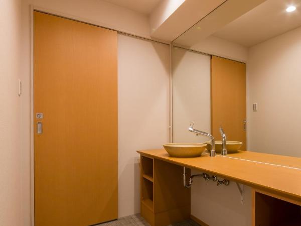 SARASA HOTEL Namba : photo 9 de la chambre chambre lits jumeaux de luxe avec tatami