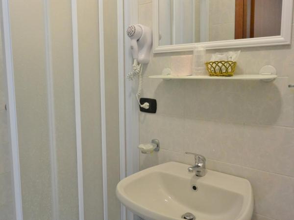 Hotel Trentina : photo 4 de la chambre chambre simple