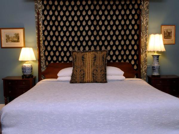 Foley House Inn : photo 6 de la chambre leckhampton- king room 302
