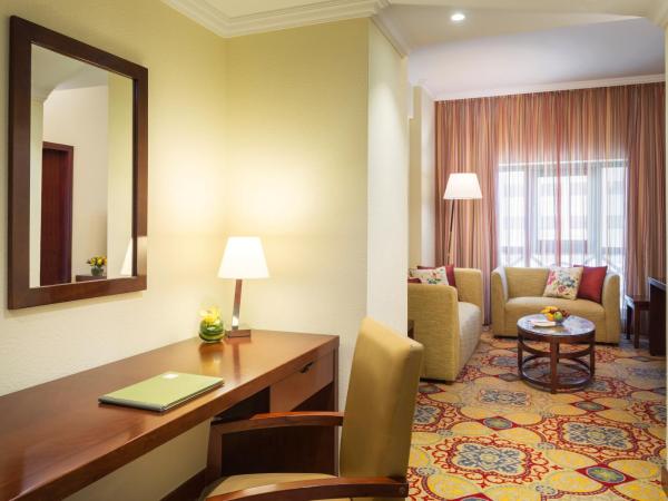 Coral Dubai Deira Hotel : photo 2 de la chambre suite exécutive