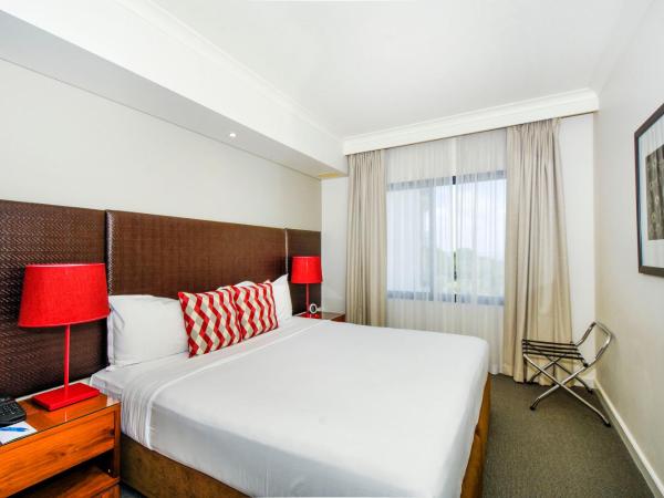 Mantra on The Esplanade : photo 3 de la chambre chambre double ou lits jumeaux - service de ménage hebdomadaire - vue sur ville