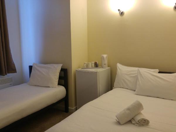 City View Hotel Stratford : photo 2 de la chambre chambre triple standard