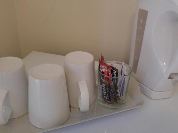 City View Hotel Stratford : photo 3 de la chambre chambre double avec salle de bains commune