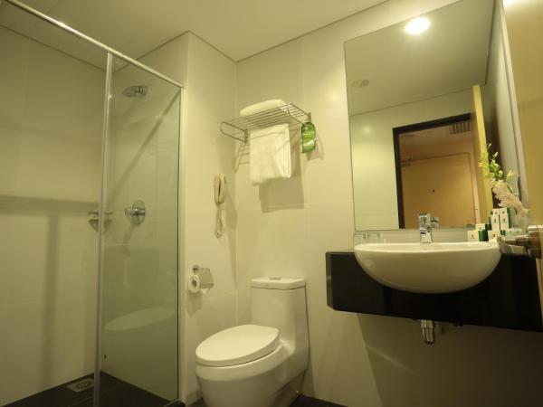 Imperial Riverbank Hotel Kuching : photo 1 de la chambre chambre lit king-size supérieure