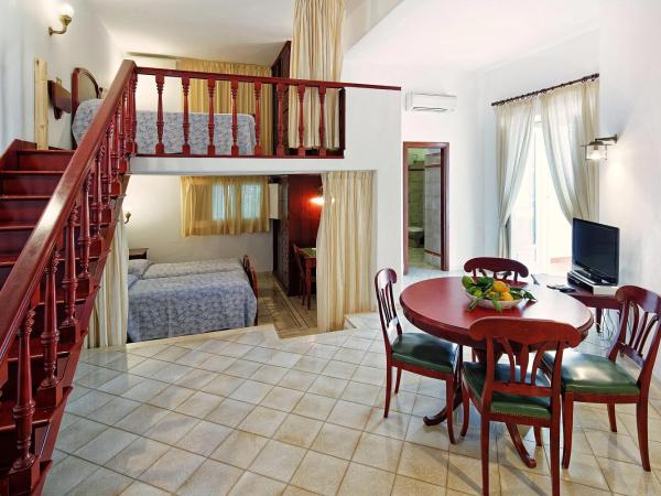 Parco Smeraldo Appartamenti : photo 3 de la chambre appartement 1 chambre - duplex avec vue sur mer