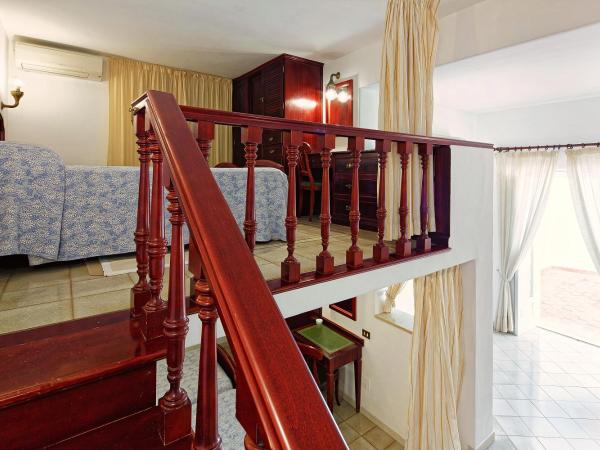 Parco Smeraldo Appartamenti : photo 5 de la chambre appartement 1 chambre - duplex avec vue sur mer