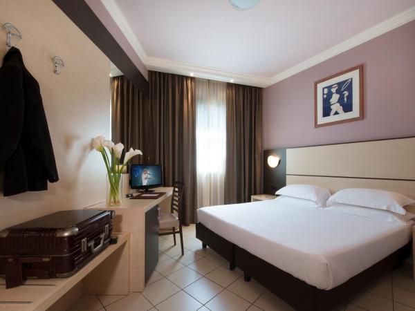 CDH Hotel La Spezia : photo 2 de la chambre chambre triple