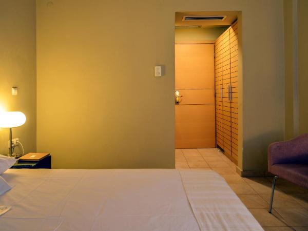 Astoria : photo 8 de la chambre chambre double budget avec petit lit double