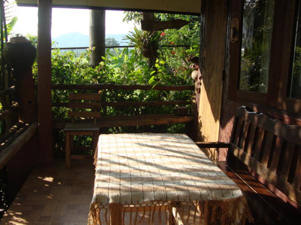 Baan Suan Jantra Home Stay : photo 3 de la chambre chambre lit queen-size - vue sur jardin