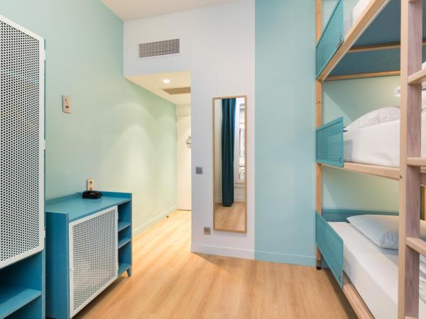 Hostel Ozz Nice : photo 8 de la chambre dortoir de 3 lits avec salle de bains privative
