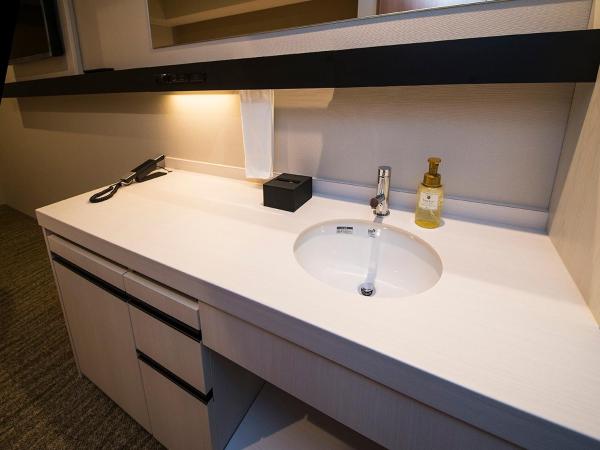 JR Inn Sapporo-eki Minami-guchi : photo 3 de la chambre chambre lits jumeaux - non-fumeurs