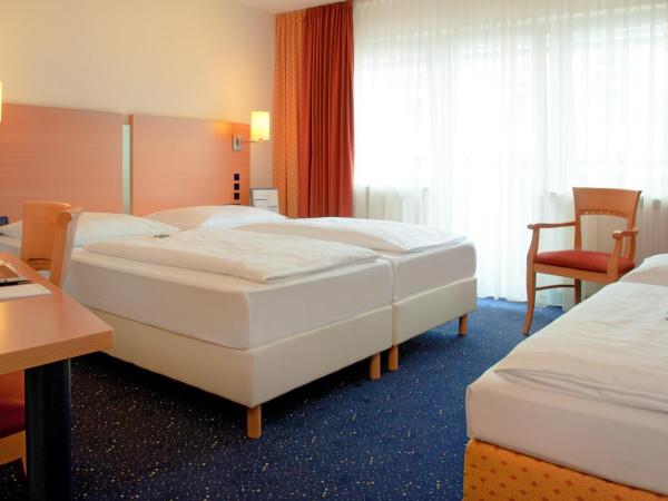 Hotel Plaza : photo 1 de la chambre chambre triple