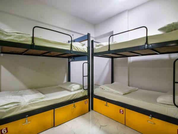 Backpackers Villa Mumbai : photo 3 de la chambre lit dans dortoir pour femmes de 6 lits avec climatisation
