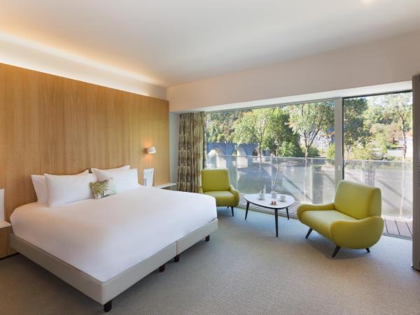 Best Western Plus Hotel Divona Cahors : photo 7 de la chambre chambre lit king-size exécutive