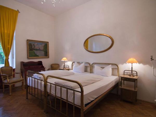 Hotel Mariandl : photo 1 de la chambre chambre double avec salle de bains privative extérieure