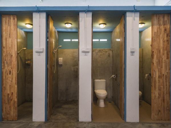 My Guesthouse 109 - SELF CHECK IN : photo 7 de la chambre chambre lit queen-size avec salle de bains commune