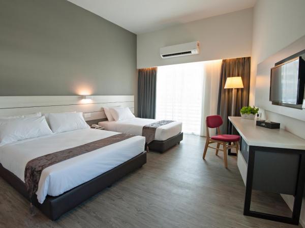 Hotel Arissa : photo 1 de la chambre chambre premier