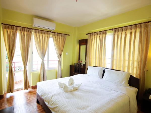 My Hotel Pvt Ltd : photo 4 de la chambre chambre deluxe double ou lits jumeaux