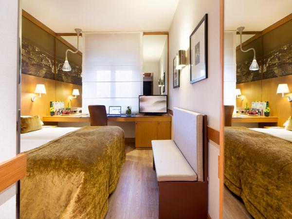Starhotels Tourist : photo 5 de la chambre chambre double ou lits jumeaux supérieure