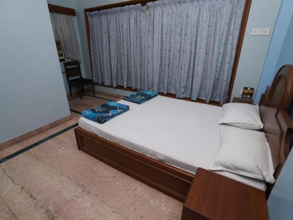 Lloyds Serviced Apartments,Krishna Street,T Nagar : photo 10 de la chambre chambre double classique