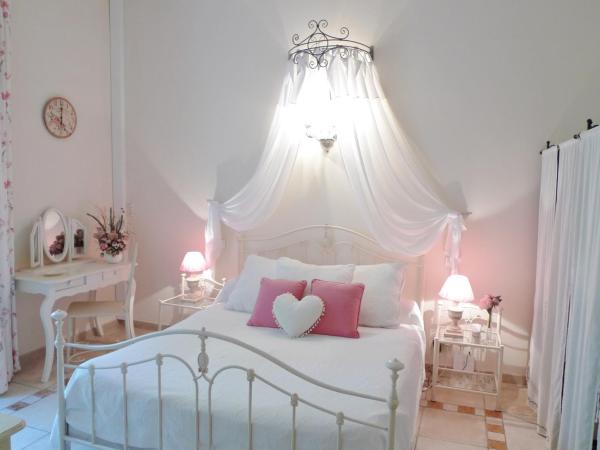 Hôtel l'Orangeraie : photo 2 de la chambre chambre simple ou double - côté colline