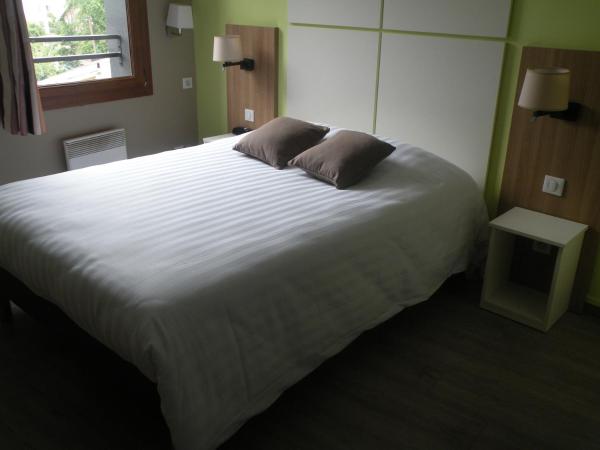 Hôtel Restaurant Du Parc de la Colombière : photo 8 de la chambre chambre double