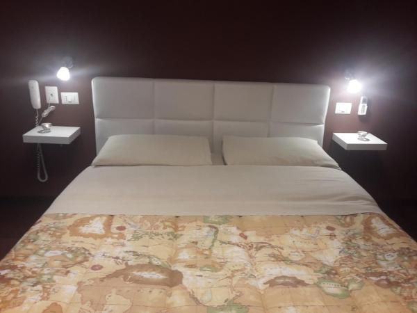 Dolci Ricordi : photo 4 de la chambre chambre lit king-size avec balcon
