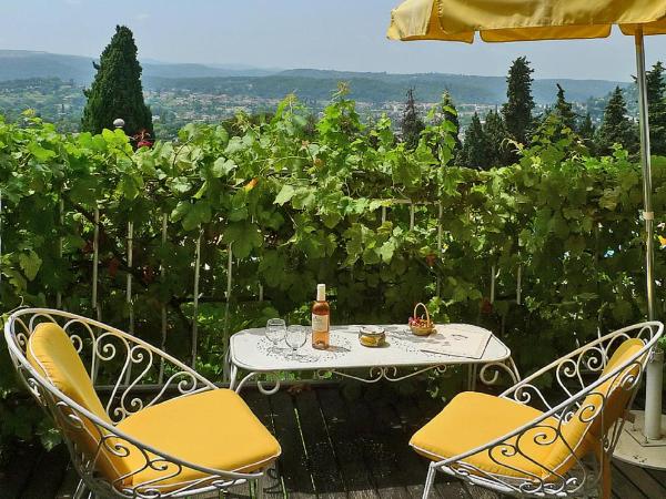 Le Hameau : photo 1 de la chambre suite junior avec terrasse
