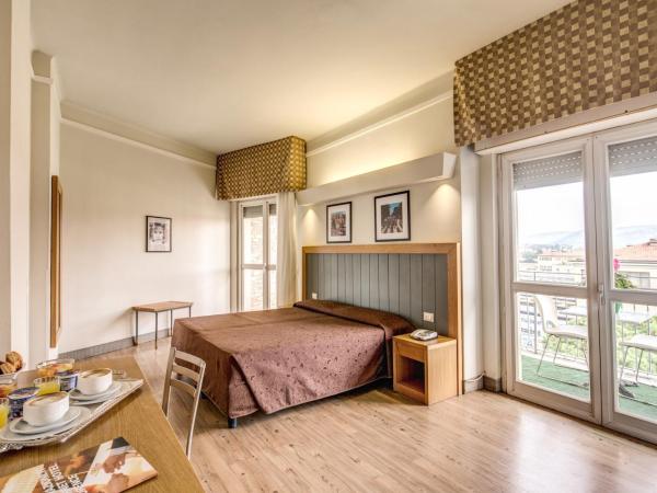 Hotel Delle Nazioni : photo 7 de la chambre chambre double ou lits jumeaux supérieure avec vue sur ville