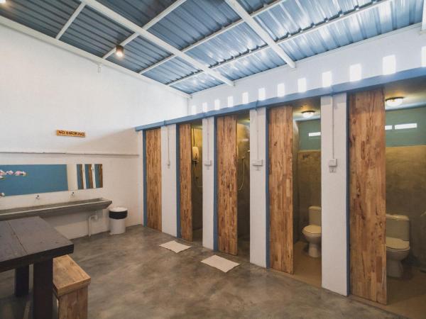 My Guesthouse 109 - SELF CHECK IN : photo 8 de la chambre chambre lit queen-size avec salle de bains commune