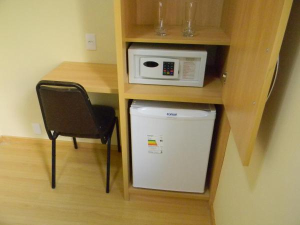 Hotel Viña Del Mar : photo 9 de la chambre chambre double standard