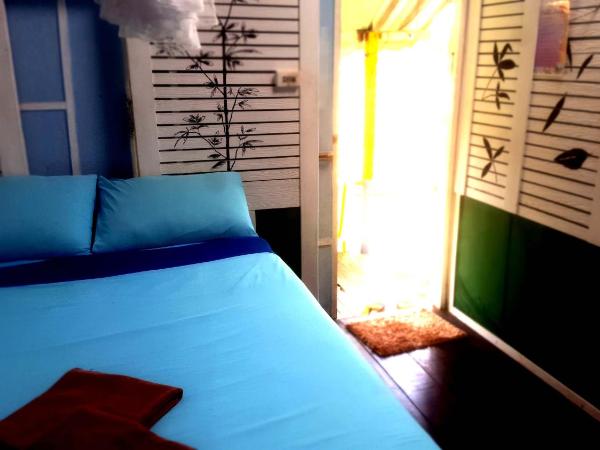 Kohchang 7 seaview bungalow : photo 10 de la chambre bungalow avec ventilateur