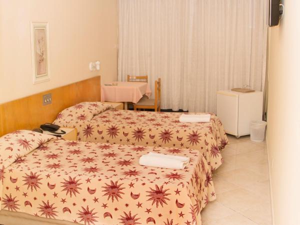 Hotel Pouso Real : photo 3 de la chambre chambre lits jumeaux standard