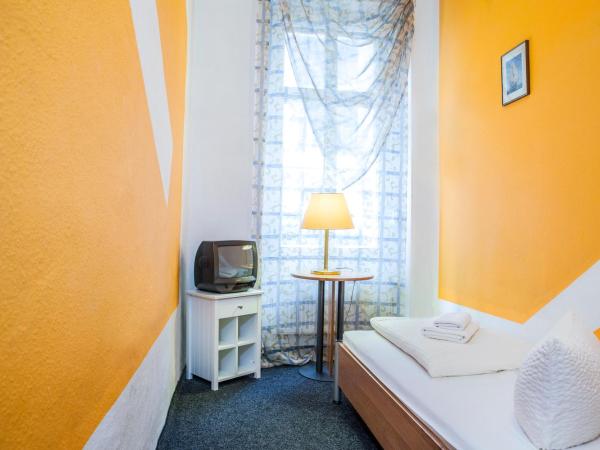 Hotel-Pension Insor : photo 2 de la chambre chambre simple