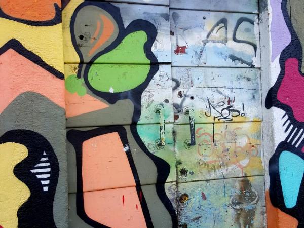 ----- The Navigli Junior Suite ----- Quiet & comfy vintage Junior Suite with cozy balcony - high floor lift to 4th floor - metro' verde -green subway Porta Genova : photo 3 de la chambre suite junior avec balcon