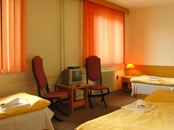 Hotel Isora : photo 4 de la chambre chambre double ou lits jumeaux standard