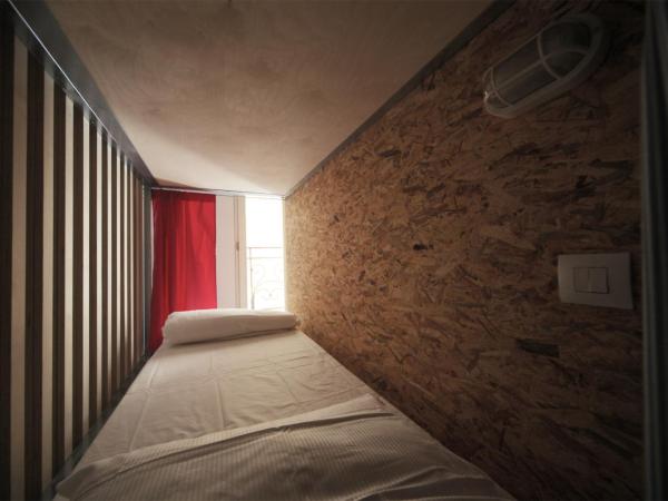 Dopa Hostel : photo 3 de la chambre lit dans dortoir mixte de 4 lits