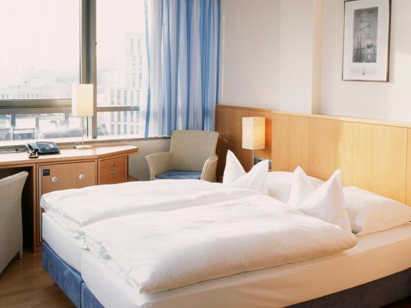 Hotel Baseler Hof : photo 1 de la chambre chambre double supérieure