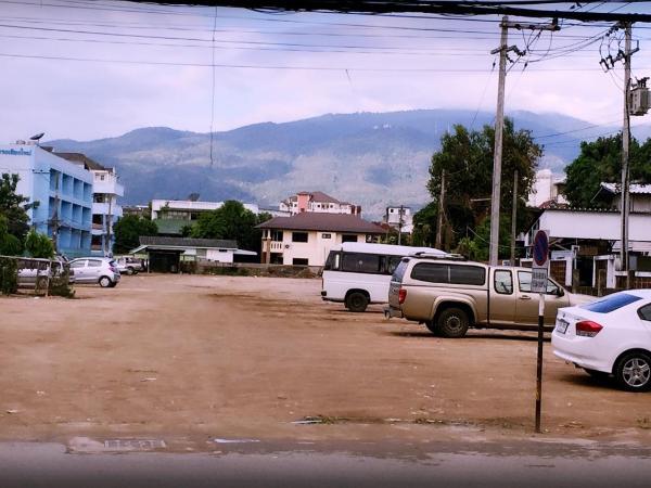 Rinrada Loft Resident : photo 2 de la chambre appartement avec balcon