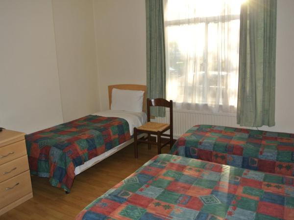 European Hotel : photo 1 de la chambre chambre quadruple